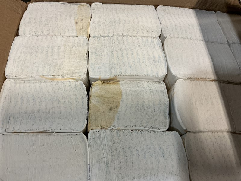 essity multifold hand paper towels, white, 250 sheets, 16 pack