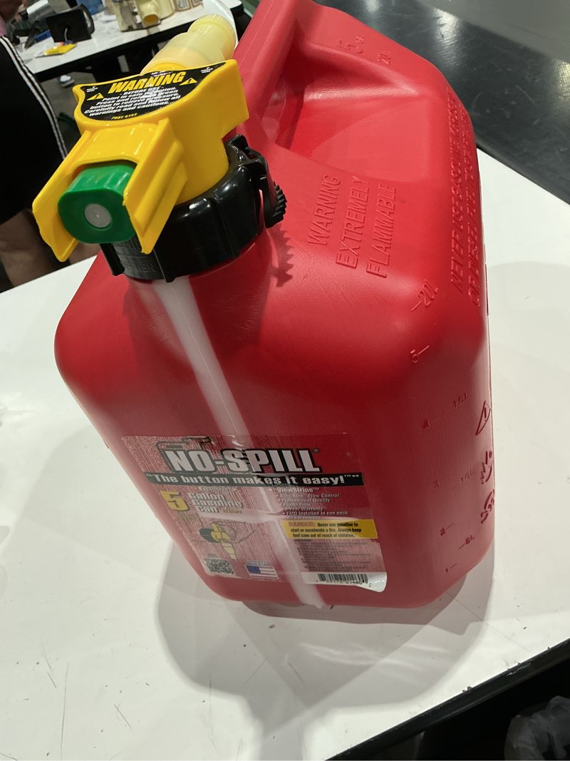 Condition photo showing Good Condition for 5 gal. gasoline can w/view-stripe
