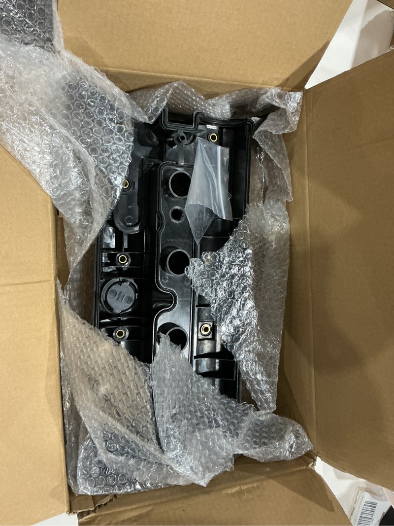 Condition photo showing Good Condition for | engine valve cover w/gasket cap compatible with suzuki forenza daewoo nubira leganza