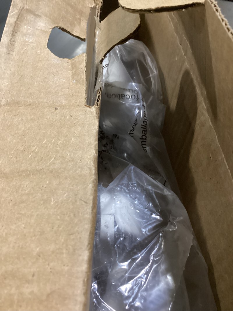 Condition photo showing New/Like New for centoco elongated toilet seat soft close, closed front with cover, molded wood, made in the usa, 900sc-001, white white elongated slow close / made in the usa