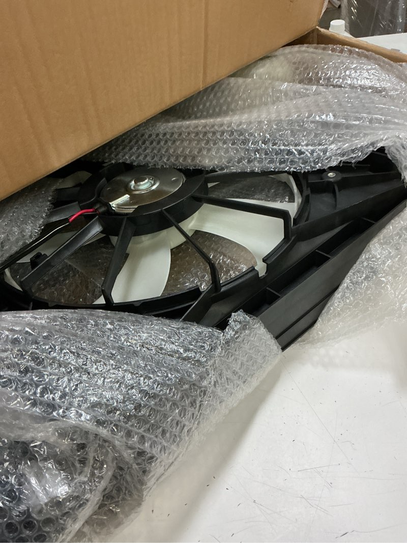 Condition photo showing Good Condition for gxywady radiator cooling fan replacement for 163610t041 1647123030 to3115181 replacement for corolla se/xle/xse 2014-2019