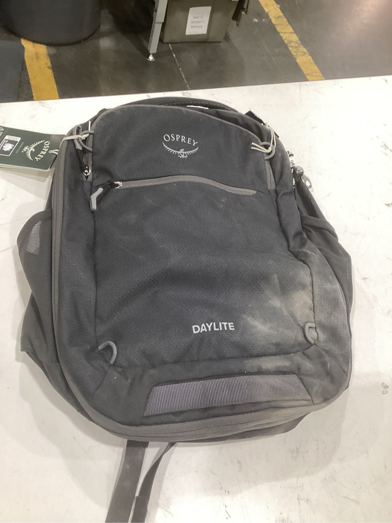 Condition photo showing As Is for osprey daylite expandable 26+6 travel pack, black
