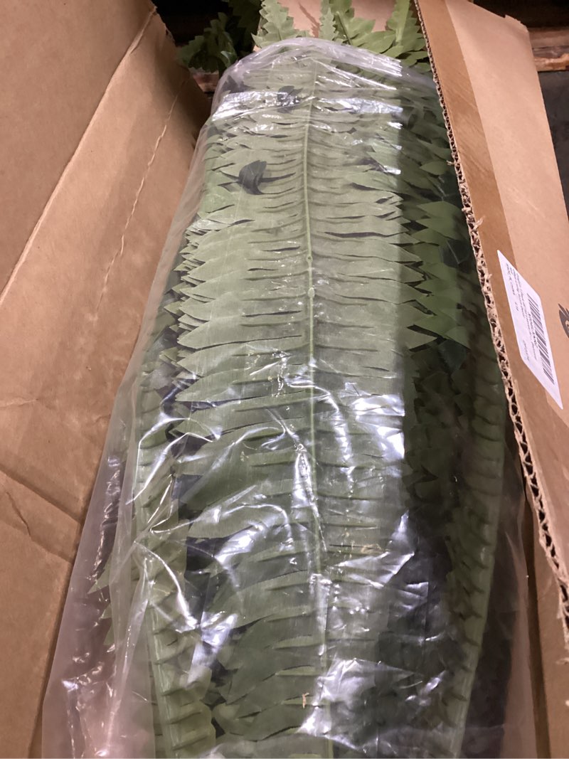 Condition photo showing Good Condition for giegxin 1 pack 49''/95 leaves artificial ferns for outdoors, large fake boston ferns bush, realistic uv resistant faux silk plants for porch patio hanging garden balcony office living room decor