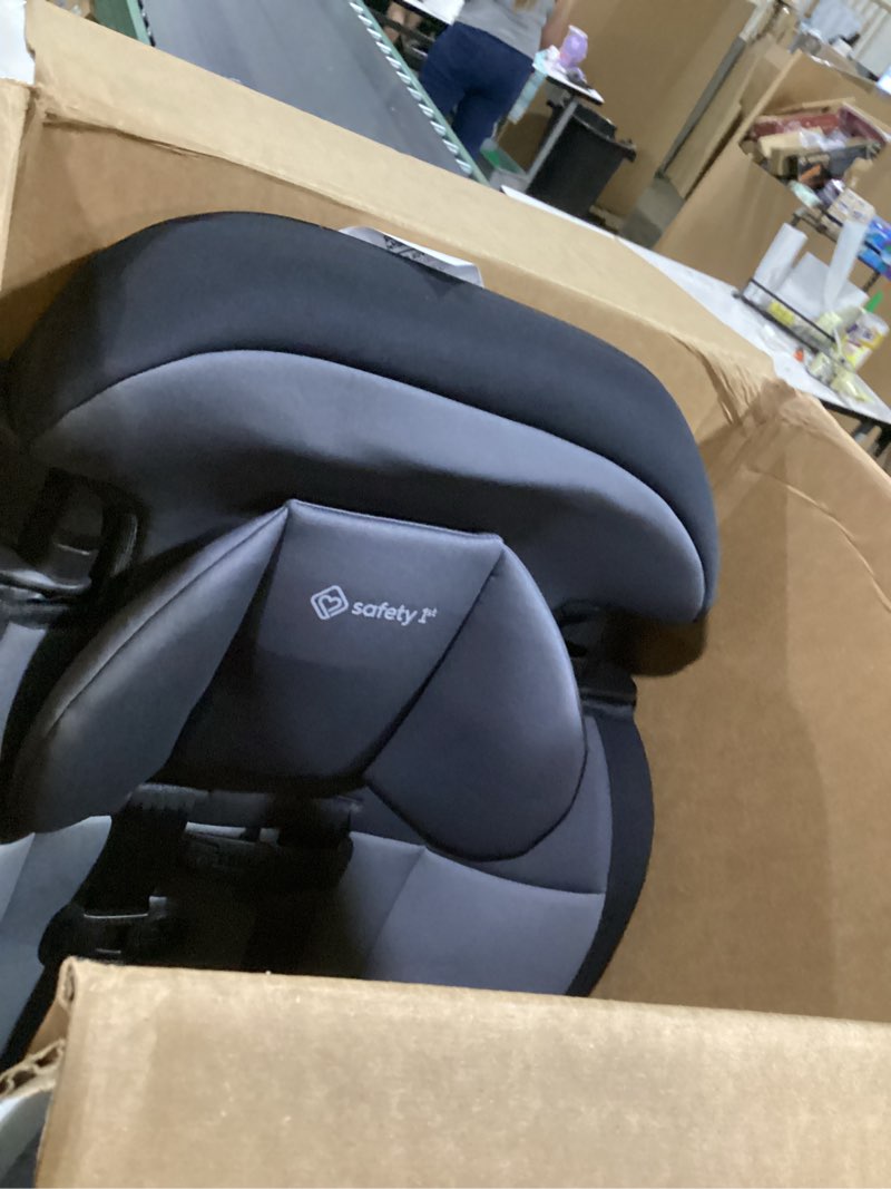 Condition photo showing Good Condition for safety 1st grand 2-in-1 booster car seat, converts from high back to belt-positioning booster, high back seat for kids 40-65, and belt-positioning 40-100 pounds, black sky