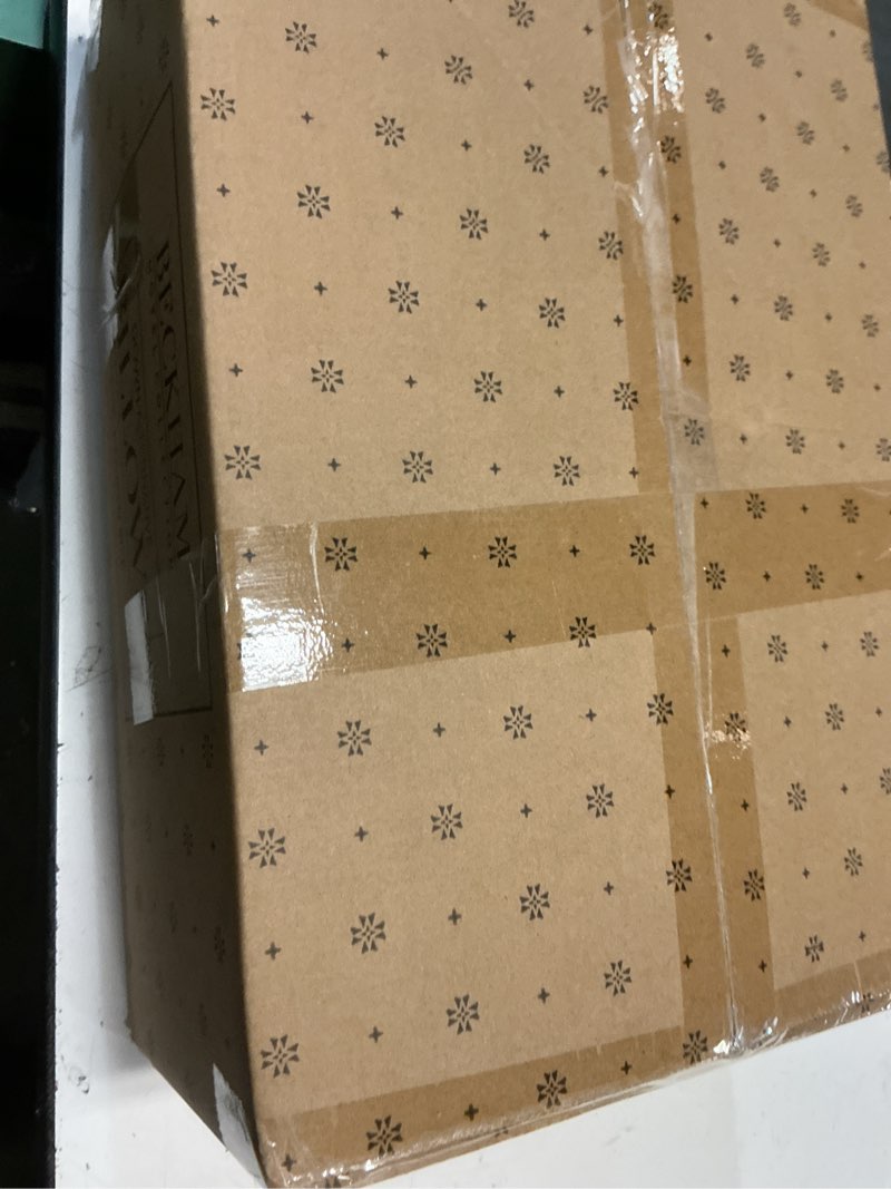 Condition photo showing New/Like New for Beckham Hotel Collection Bed Pillows Standard/Queen Size Set of 2 - Original Soft Down Alternative Pillow for Sleeping - Soft Support for Back, Stomach or Side Sleepers Queen / Standard White