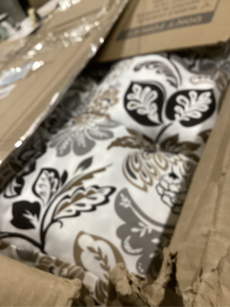 outdoor cushion 