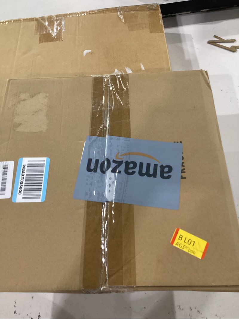 Condition photo showing New/Like New for microwave plate