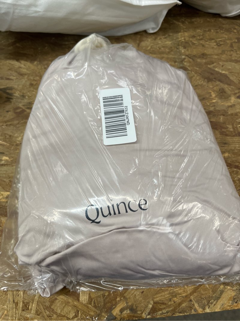 Condition photo showing Good Condition for bamboo sheet set, full, soft blush