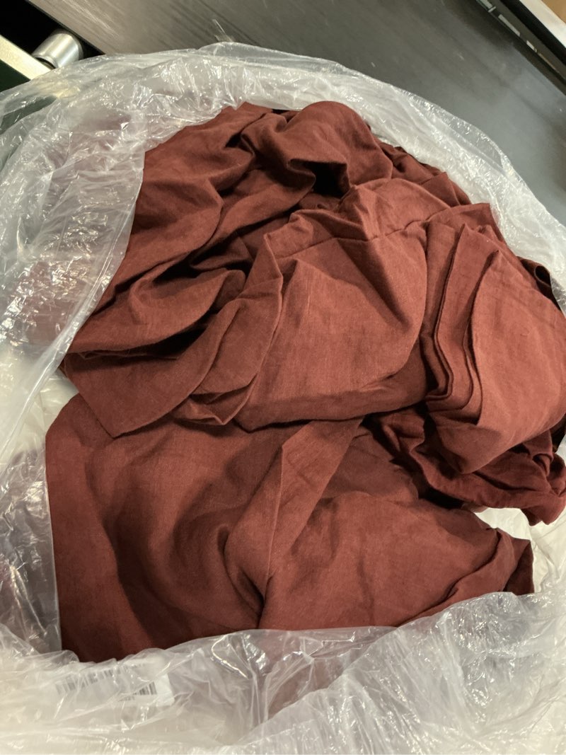 Condition photo showing Good Condition for european linen deluxe bedding bundle, king, burgundy