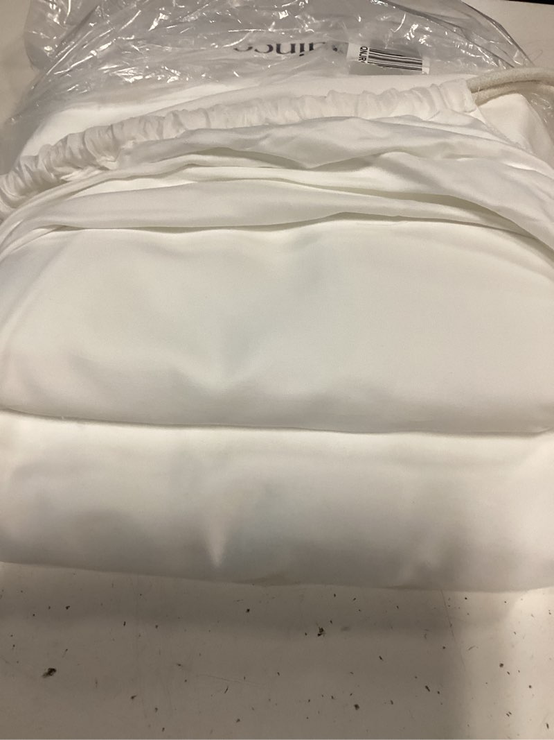 Condition photo showing Good Condition for quince bamboo sheet set king /cal king color white 
