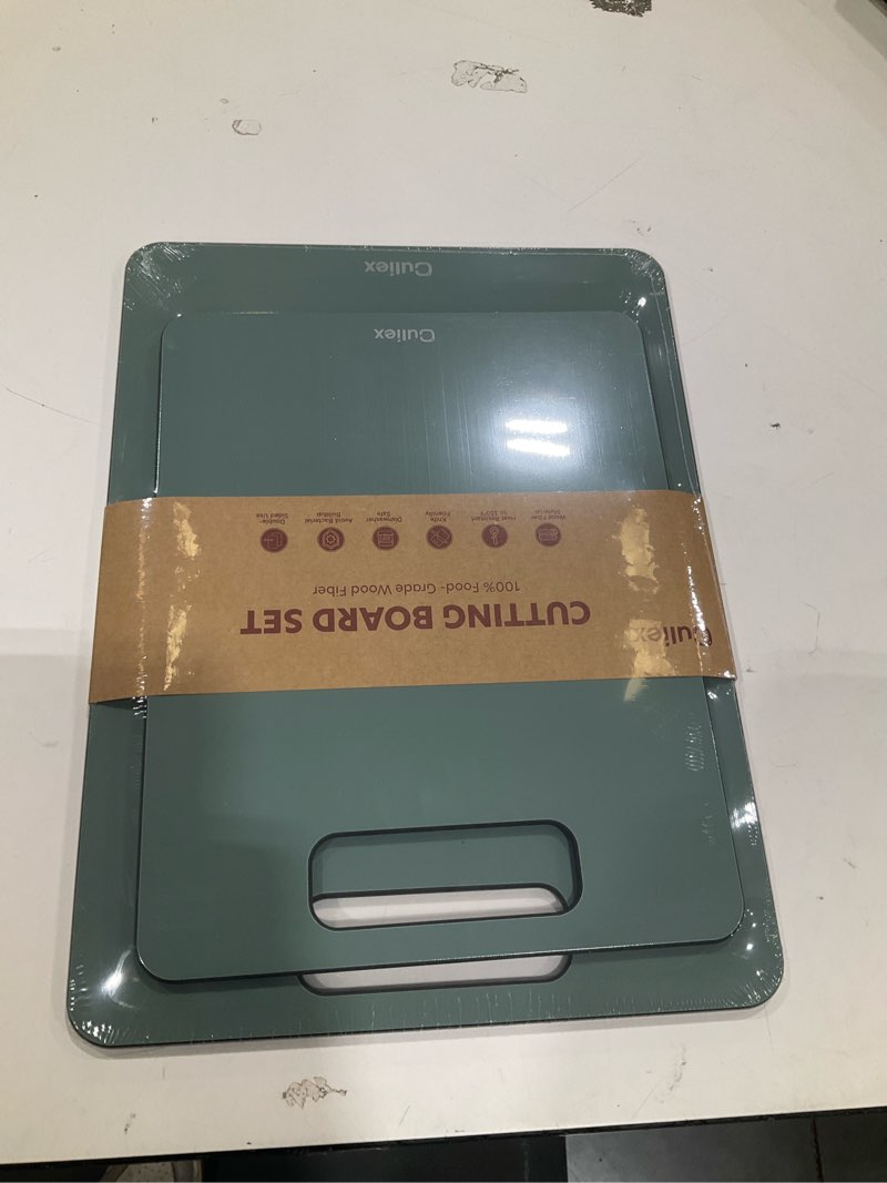 Condition photo showing New/Like New for wood fiber cutting board set of 2, dishwasher safe, non-toxic cutting board for kitchen, bpa free, non-slip, non-porous composite chopping board for meat vegetable fruit green