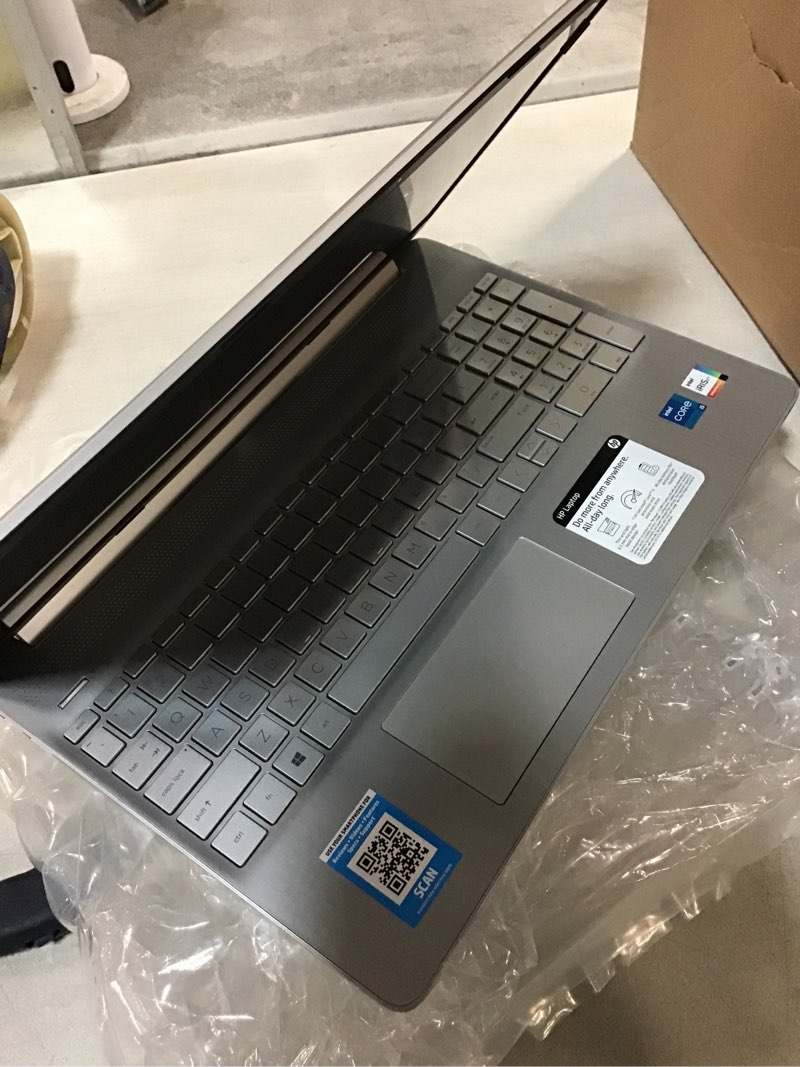 https://lotting-media.assets.bidfta.com/lotting_05fd5227-edb4-4318-8f3c-f946f8bca7d8