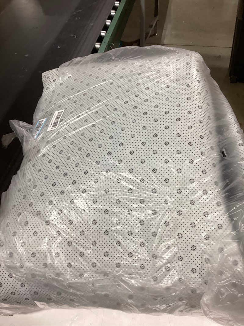 Condition photo showing Good Condition for similar product symax full mattress topper, gel infused memory foam mattress topper, 4 inch bed topper with cover, soft cooling and pressure relieving, certipur-us certified, full full gray(4 inch) large mattress topper