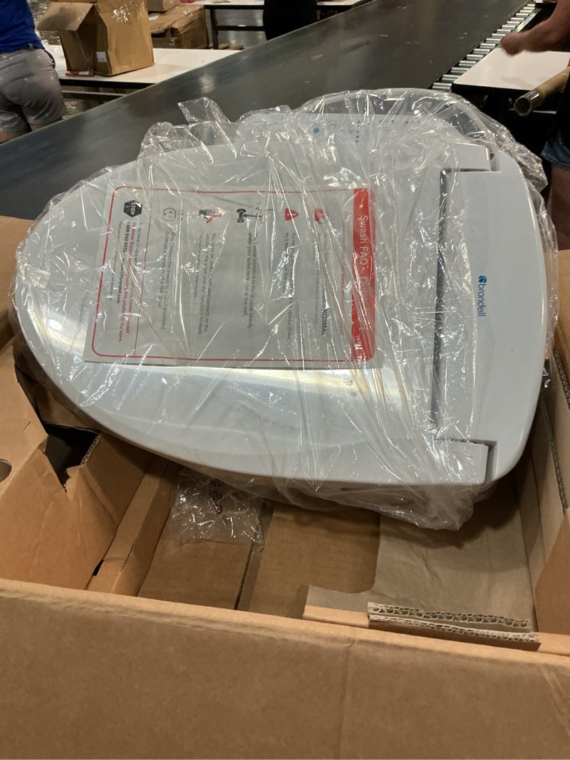 Condition photo showing Good Condition for brondell se400-ew swash se400 electric bidet toilet seat with heated seat, oscillating stainless steel nozzle, warm air dryer, night light, gentle close lid, white side arm control, elongated white side arm control elongated
