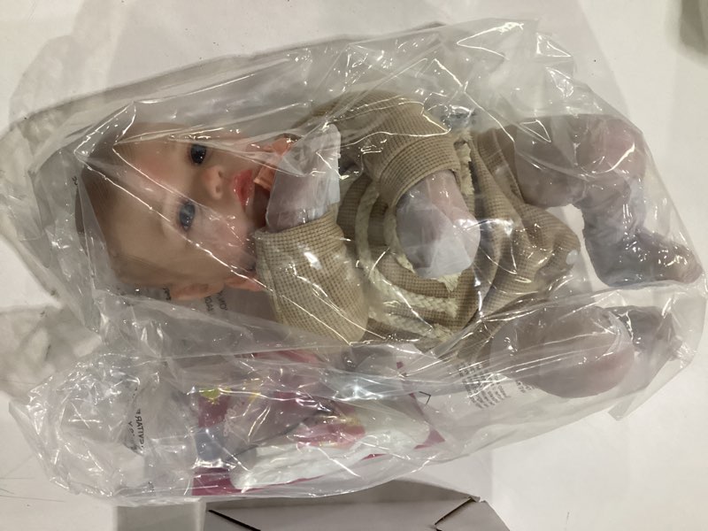 Condition photo showing New/Like New for wooroy realistic reborn baby dolls - 18 inch lifelike newborn baby girl, real life baby dolls with soft weighted body, real baby reborn gift set for kids age 3 brown