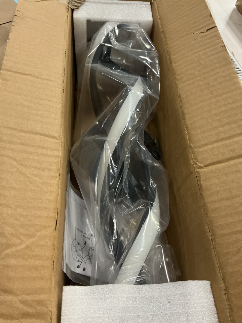 Condition photo showing New/Like New for modern black led vanity lighting,bathroom light fixture over mirror,18 inch,6000k cool white black-18"