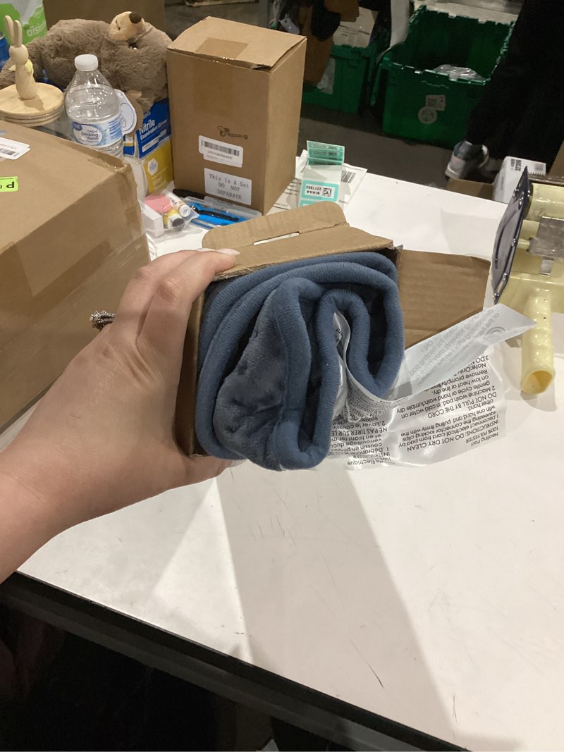 Condition photo showing As Is for vaaghanm heating pad: 33 x 17 inches electric heating pad for back -extra large heat pad for shoulder/neck/knee/arms - upgraded 6 timer & 6 temperature controller -auto shut off grey blue