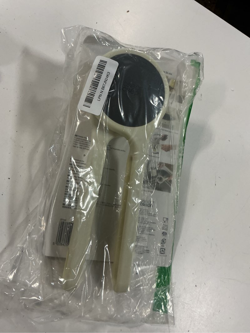 Condition photo showing New/Like New for joseph joseph helix potato ricer masher ergonomic twist-action hand manual stainless steel for mashed potato, vegetable purees, stainless steel, white white potato ricer