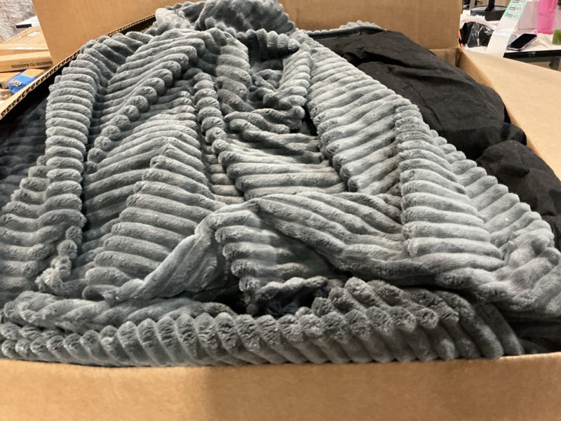 Condition photo showing Good Condition for homguava 3ft bean bag chair: teardrop bean bags with memory foam filled, compact beanbag chairs soft sofa with corduroy cover (grey) grey 3 ft