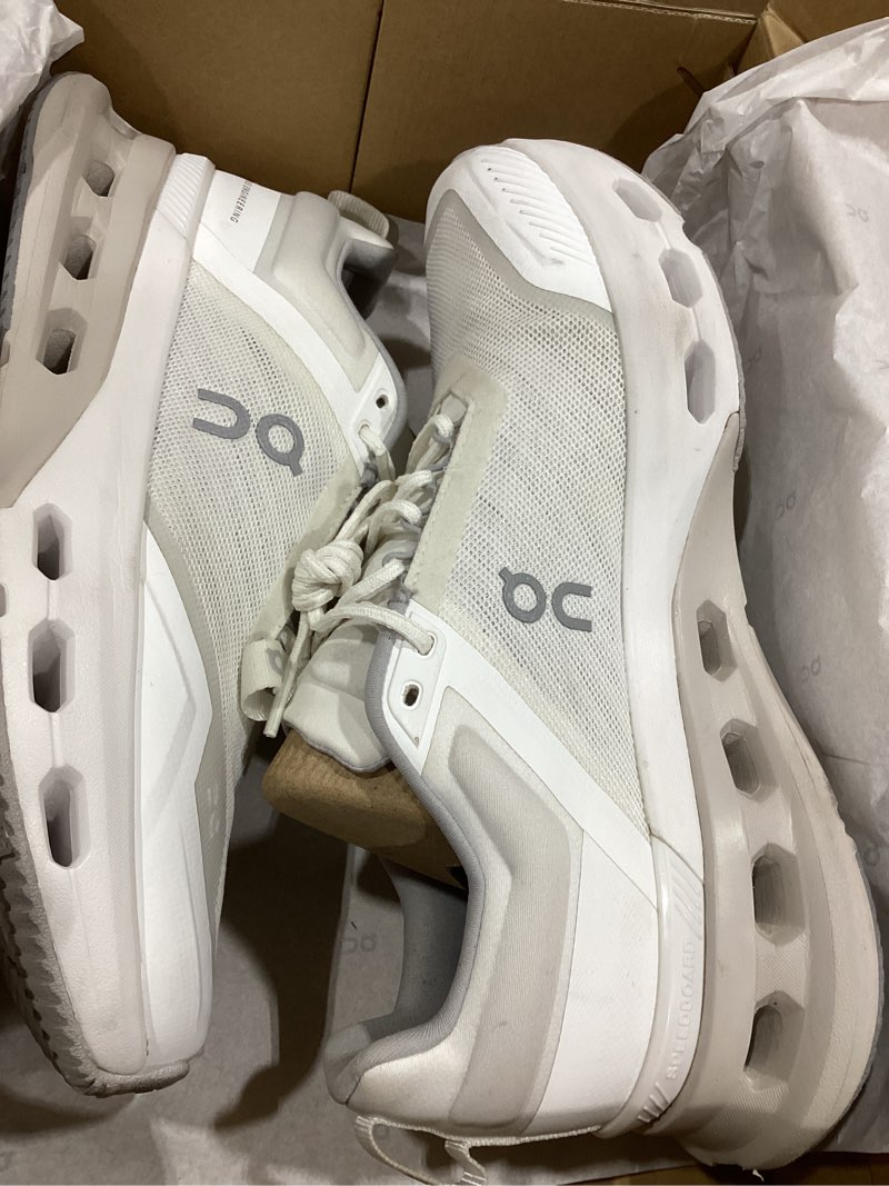 Condition photo showing Good Condition for on women's cloudnova 2 sneakers 10 all white