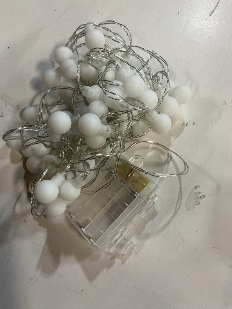 Condition photo showing Good Condition for Mainstays 50 Count Pearl String Lights