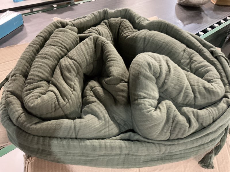 Condition photo showing As Is for organic cotton gauze box quilt, king/cal king, olive