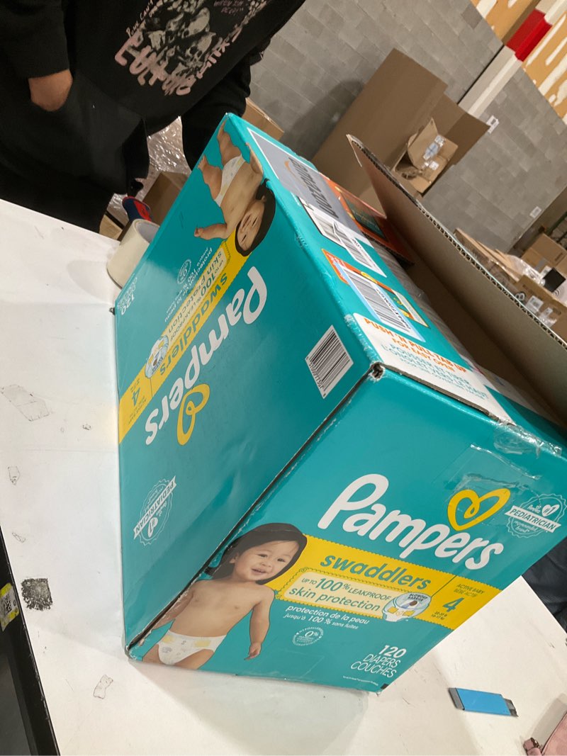 Condition photo showing Good Condition for Pampers Swaddlers Diapers, Size 4 (15-34 lbs), 120 Count, Absorbent, Keeps Baby Dry and Comfortable, Skin Safe Disposable Baby Diaper (Packaging May Vary) Size 4 120