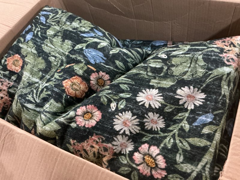 Condition photo showing Good Condition for rugxara 8x10 area rugs for living room bedroom, large washable rug, green vintage floral boho rug, non slip & low pile faux wool thin carpet for indoor dining room and kids room(green 8x10ft) green 8' x 10' (rectangular)