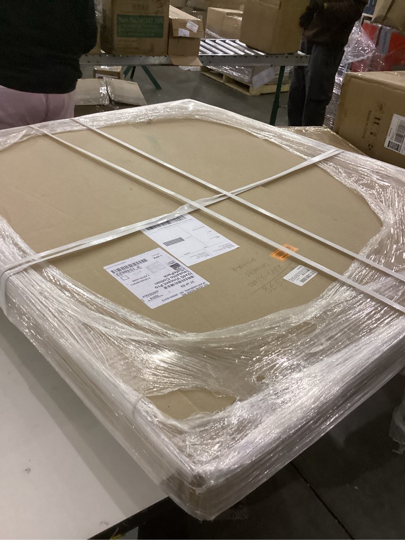 Condition photo showing New/Like New for MASTERPIECE Z2VS-3240 Vincent Pro 7/8" Deep Sausalito Heavy Weight and Texture 14 oz Cotton Stretched Canvas 32" x 40" White 2 Pack 32" x 40" Cotton 14.0oz Sausalito Heavy Weight 2 Pack