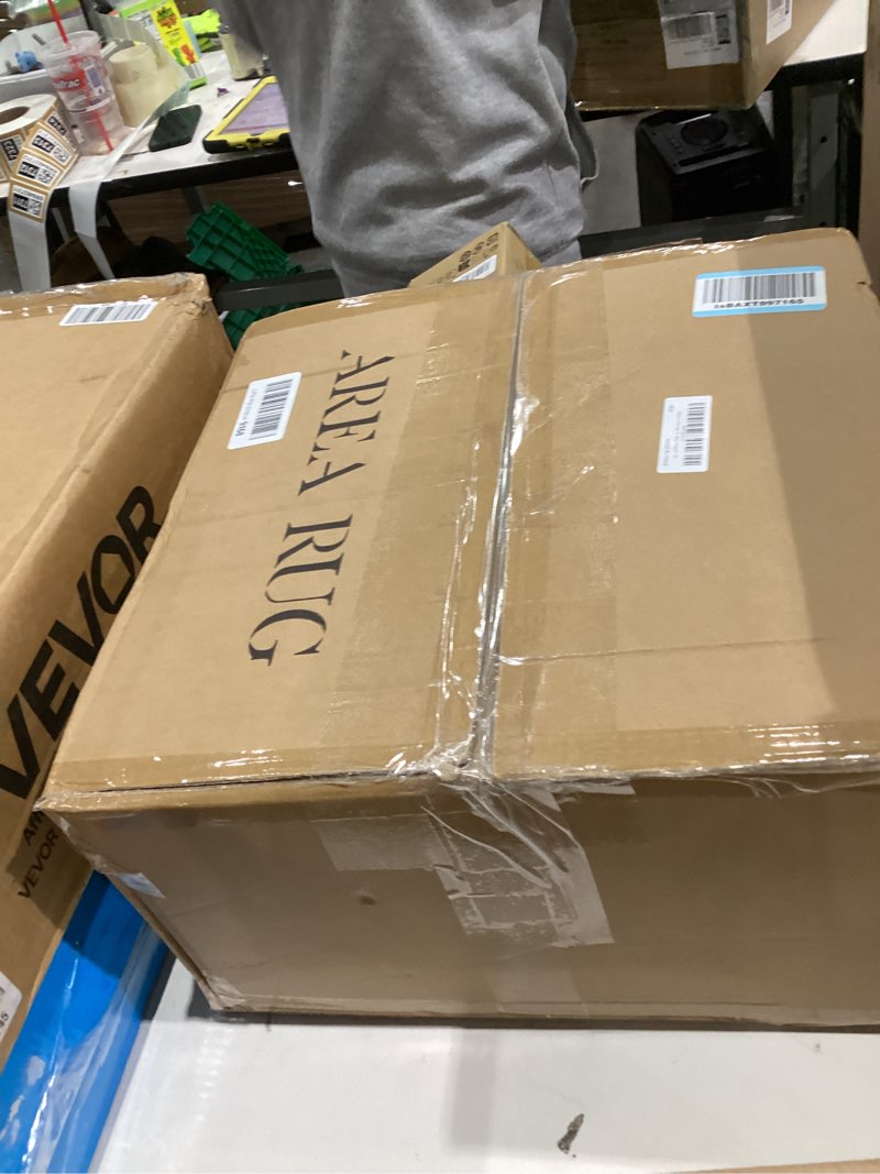 Condition photo showing New/Like New for GarveeHome Black 8x10 Washable Area Rug for Living Room: Modern Striped Washable Living Room Area Rug Striped Modern Non Slip Low Pile Carpet for Bedroom Soft Stain-Resistant Carpet. Black/Beige 8' x 10' (Rectangular)