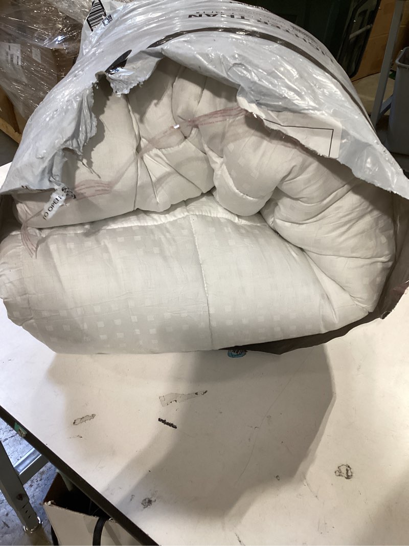 Condition photo showing As Is for easeland king size mattress pad pillow top mattress cover quilted fitted mattress protector cotton 8-21" deep pocket cooling topper (78x80 inches, white) white king