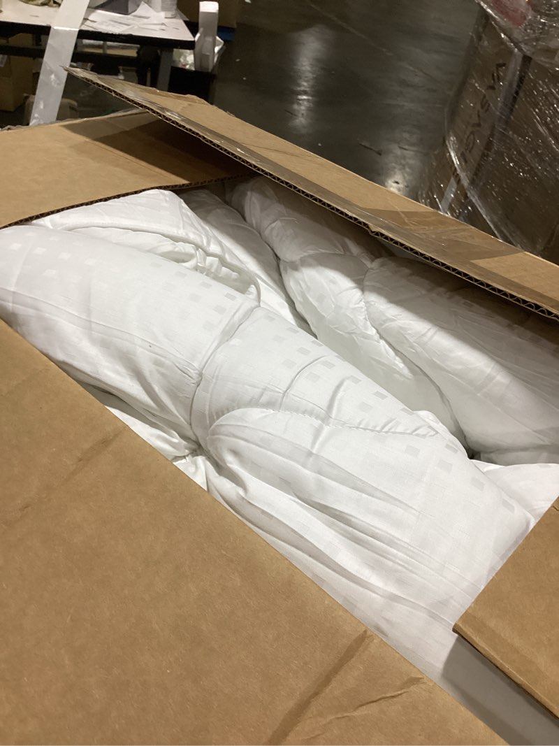 Condition photo showing As Is for easeland king size mattress topper pillow top mattress cover quilted fitted mattress protector cotton top 8-21" deep pocket extra thick mattress pad (78x80 inches, white) white king