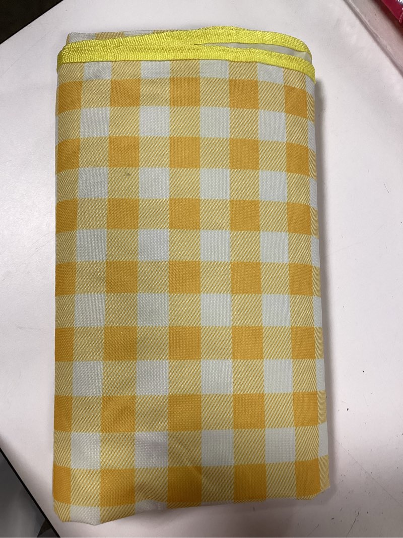 Condition photo showing New/Like New for 1 pack gingham waterproof outdoor picnic blanket 80x60 inch yellow | oxford fabric pvc waterproof backing velcro closure foldable portable outdoor beach blanket sandproof picnic mat 80x60 inch yellow 80"x60"