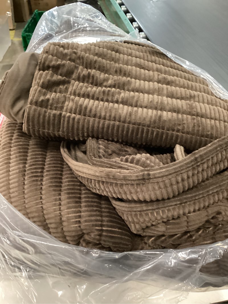 Condition photo showing As Is for Soft Ribbed Throw Fleece Blanket