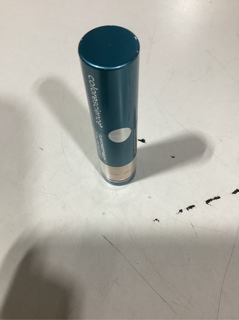 Condition photo showing New/Like New for Colorescience Brush-On Sunscreen Mineral Powder for Sensitive Skin Medium