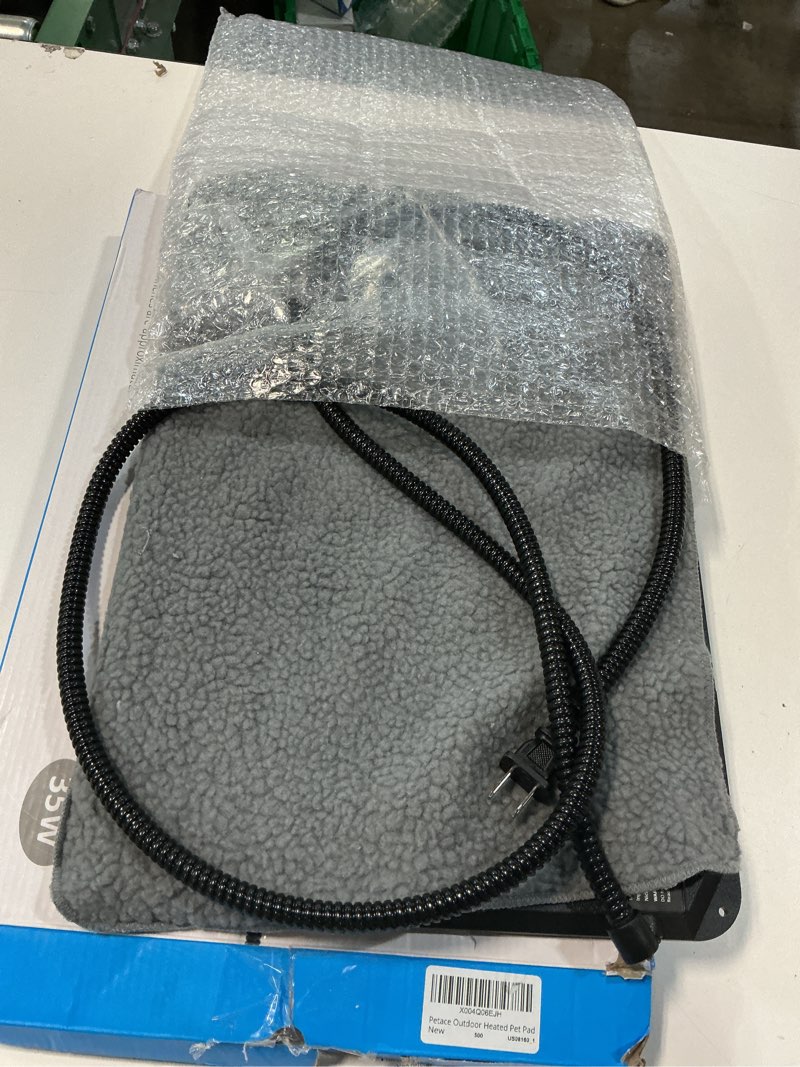 Condition photo showing Good Condition for Outdoor Heated Pad for Small Animals, Anti-Bite & Waterproof Cat Heating Pad, Indoor Pet Warmer for Cat Houses/Rabbit Hutches/Chick Brooders in Extreme Weather, 16.5" x 11.8", 35 Watts