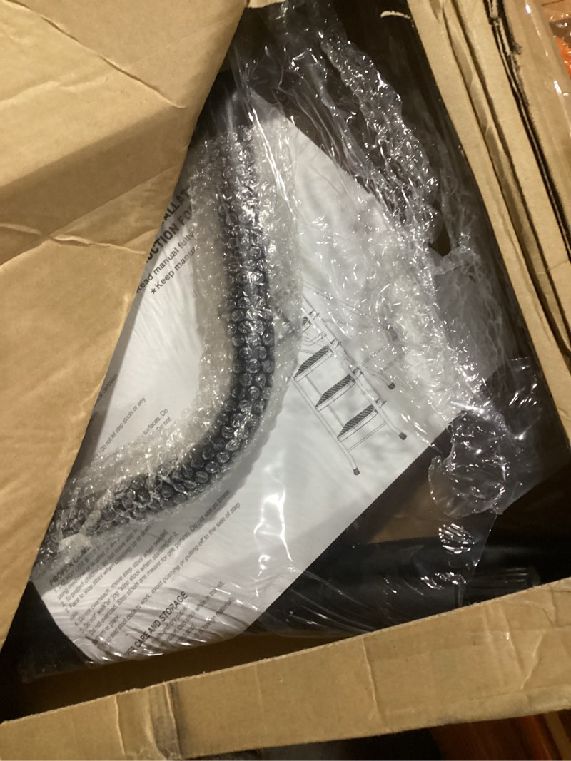 Condition photo showing Good Condition for HBTower 5 Step Ladder with Handrails, Folding Step Stool with Tool Platform, 330 LBS Portable Steel Ladder for Adults for Home Kitchen Library Office, Black