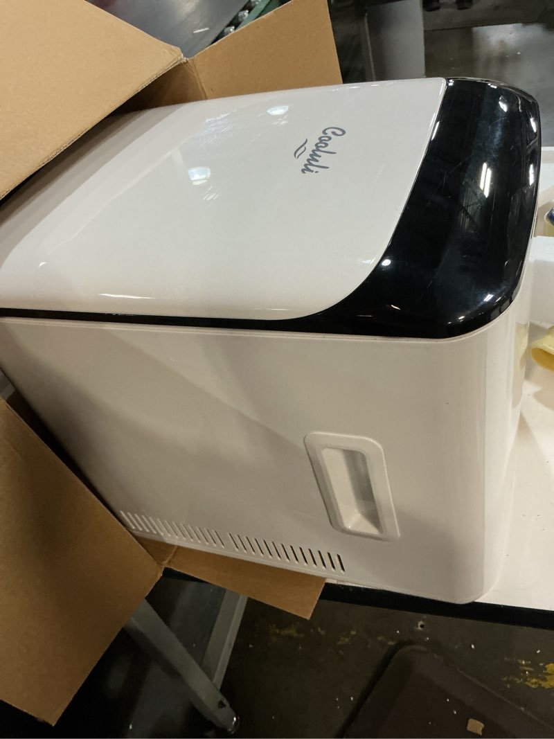 Condition photo showing Good Condition for cooluli 15l mini fridge for bedroom - car, office desk & college dorm room - 12v portable cooler & warmer for food, drinks, skincare, beauty, makeup & cosmetics - ac/dc small refrigerator (white) 15 liter white
