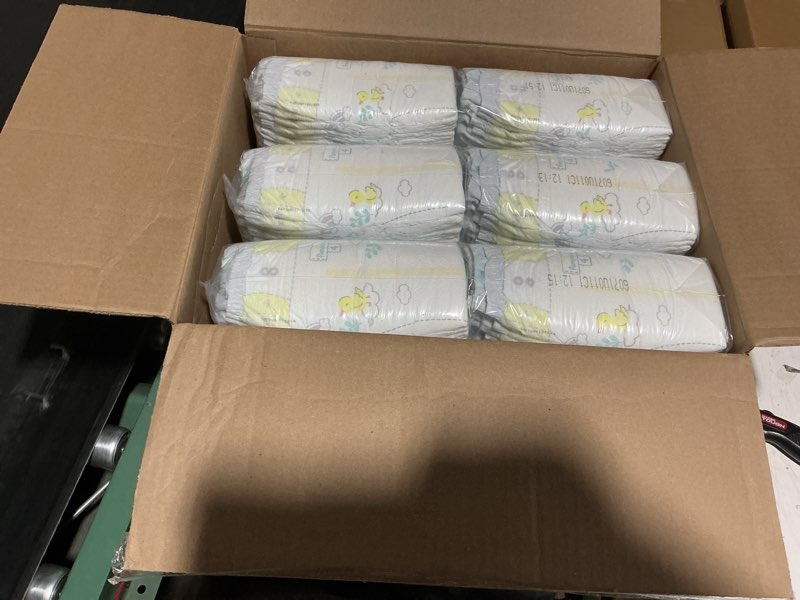 Condition photo showing New/Like New for pampers swaddlers diapers, size 4 (15-34 lbs), 150 count, absorbent, keeps baby dry and comfortable, skin safe disposable baby diaper (packaging may vary) size 4 150