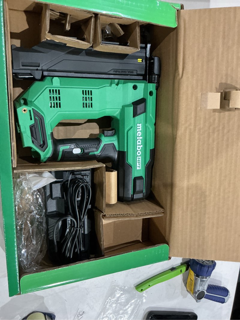 Condition photo showing New/Like New for metabo hpt multivolt 18 ga. cordless compact brad nailer kit (battery & charger) 18 v