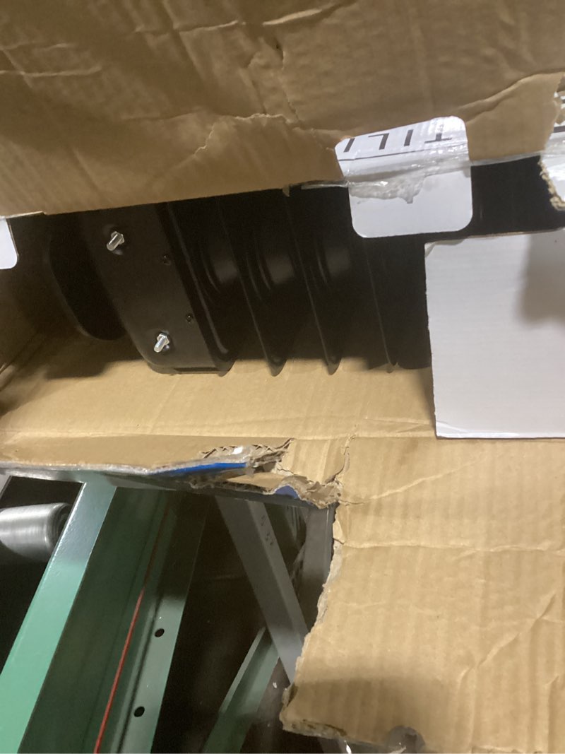 Condition photo showing Good Condition for Utilitech 1500 -Watt Oil-filled radiant Utility Indoor Electric Space Heater with Thermostat