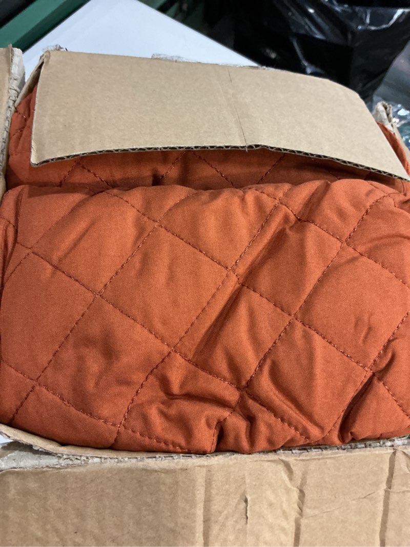 Condition photo showing New/Like New for sunstyle home queen quilt bedding set with pillow shams, full queen size quilt brunt orange, lightweight comforter bedspreads soft reversible coverlet for all season 3pcs rust diamond quilted bed set 07 - burnt orange - diamond full/queen (90"x96")