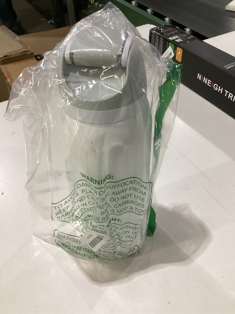 Condition photo showing Good Condition for Owala FreeSip Insulated Stainless Steel Water Bottle with Straw, BPA-Free Sports Water Bottle, Great for Travel, 40 Oz, Shy Marshmallow Shy Marshmallow 40 Ounces