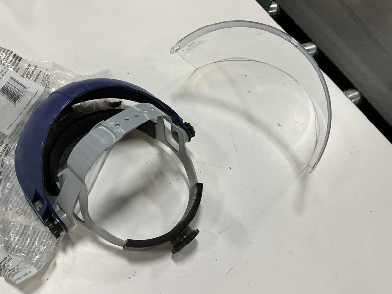 Condition photo showing Good Condition for 3m h8a ratchet headgear and visor combination clear faceshield, complete headgear and face shield safety system 1 count (pack of 1) polycarbonate faceshield