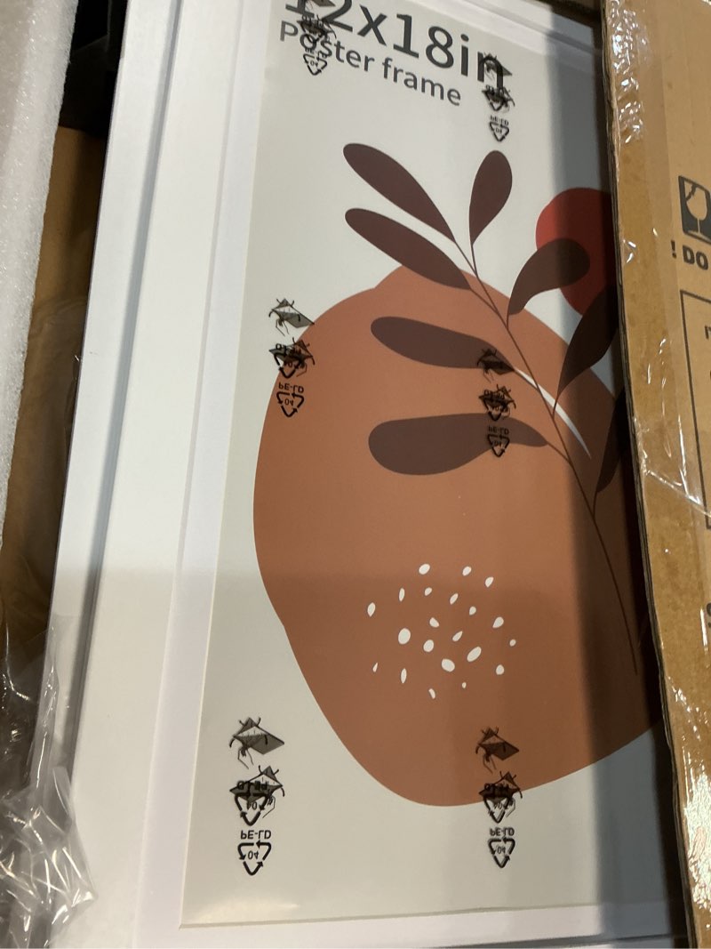 Condition photo showing Good Condition for 12x18 picture frame set of 5, white poster frame, display pictures 11 x 17 with mat or 12 x 18 without mat for horizontal or vertical wall mounting, wall gallery frame white 12x18-5pack