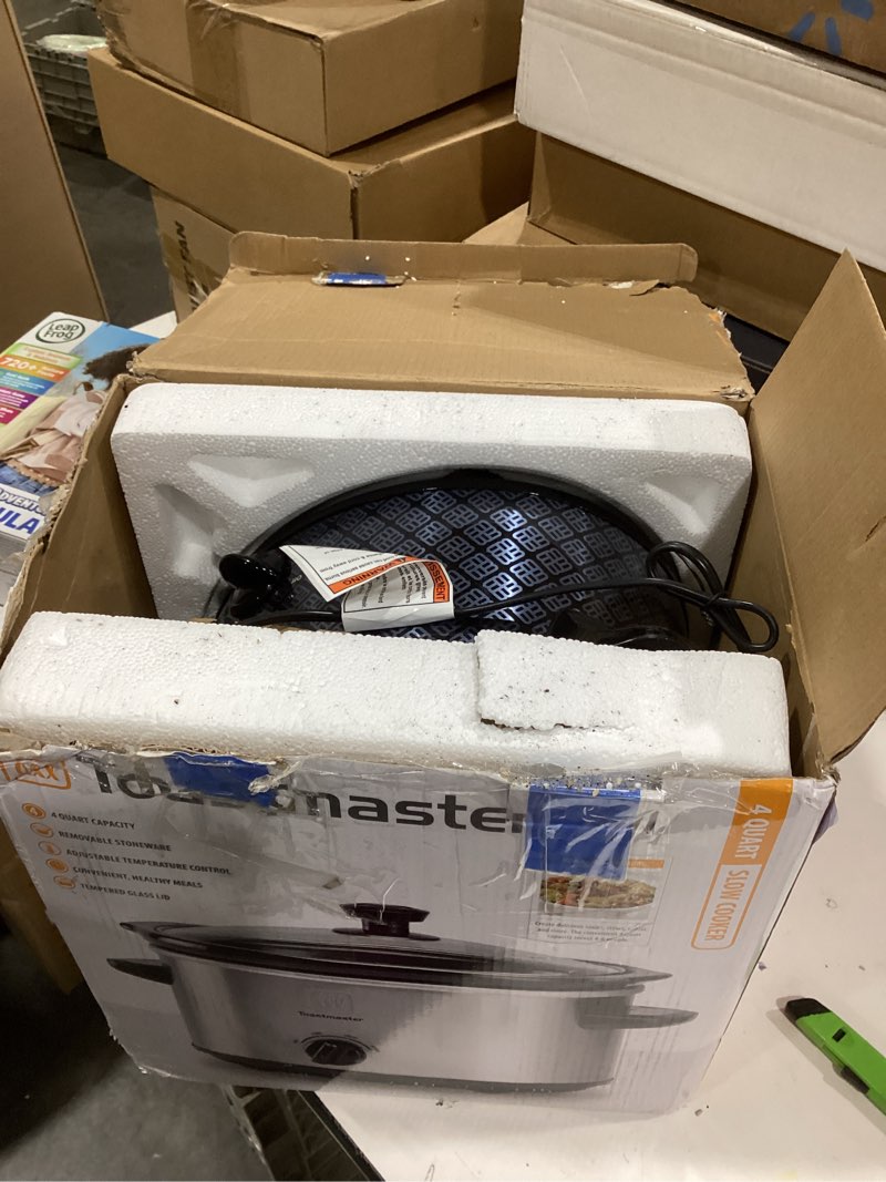 Condition photo showing Good Condition for West Bend Slow Cooker 4-Quart Manual Crockery Style with Dishwasher Safe Oval Ceramic Crockpot and Glass Lid Two Temperature Settings Plus Keep Warm, 210-Watts, Black