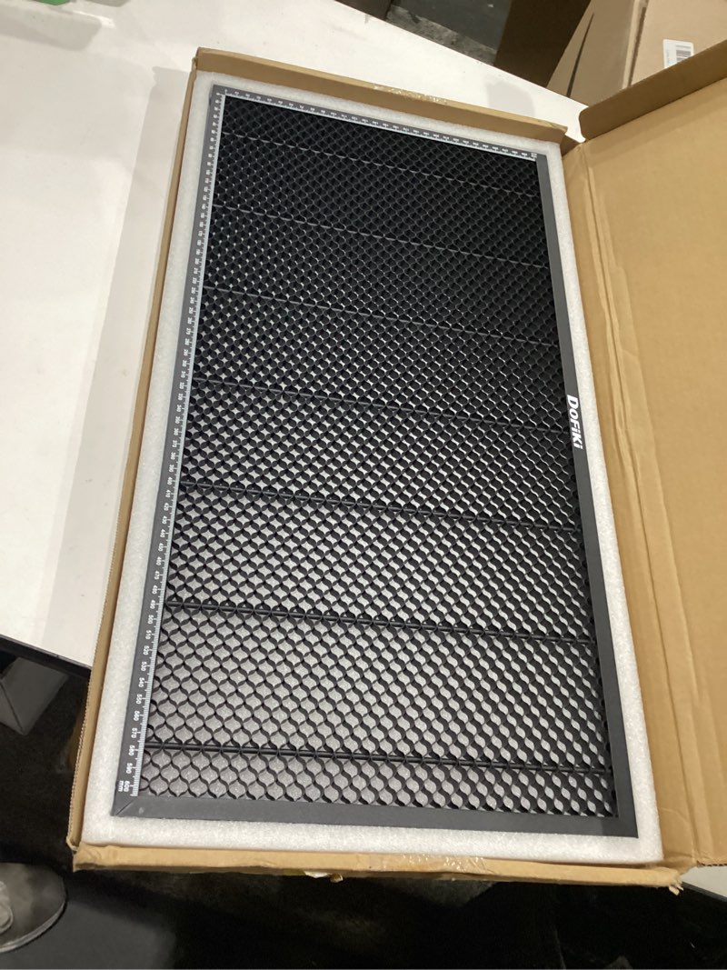 Condition photo showing New/Like New for honeycomb laser bed for p2 and p2s co2 laser cutter. steel honeycomb cutting bed designed for p2/p2s 605mm x 300mm