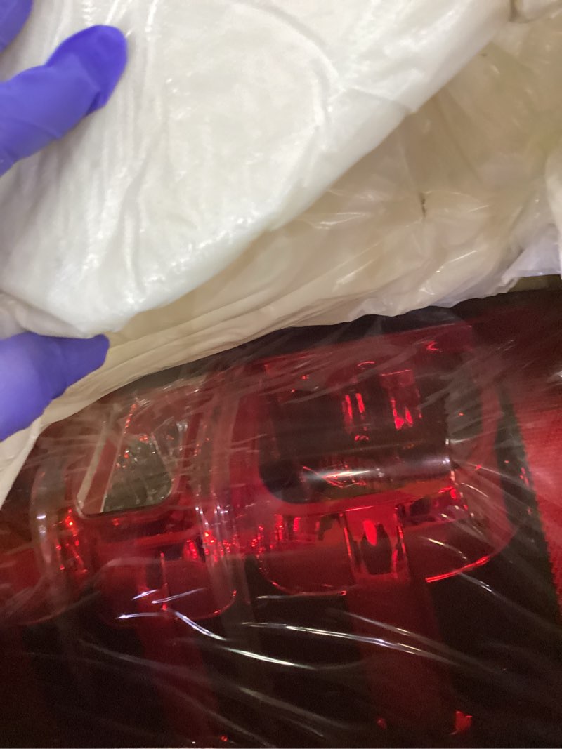 Condition photo showing Good Condition for Boine Left Driver Side Tail Light Compatible With 2007-2014 Chevy Tahoe Suburban 1500 2500 Rear Light Housing Brake Lamps Replaces GM2800196 (Left Driver Side)