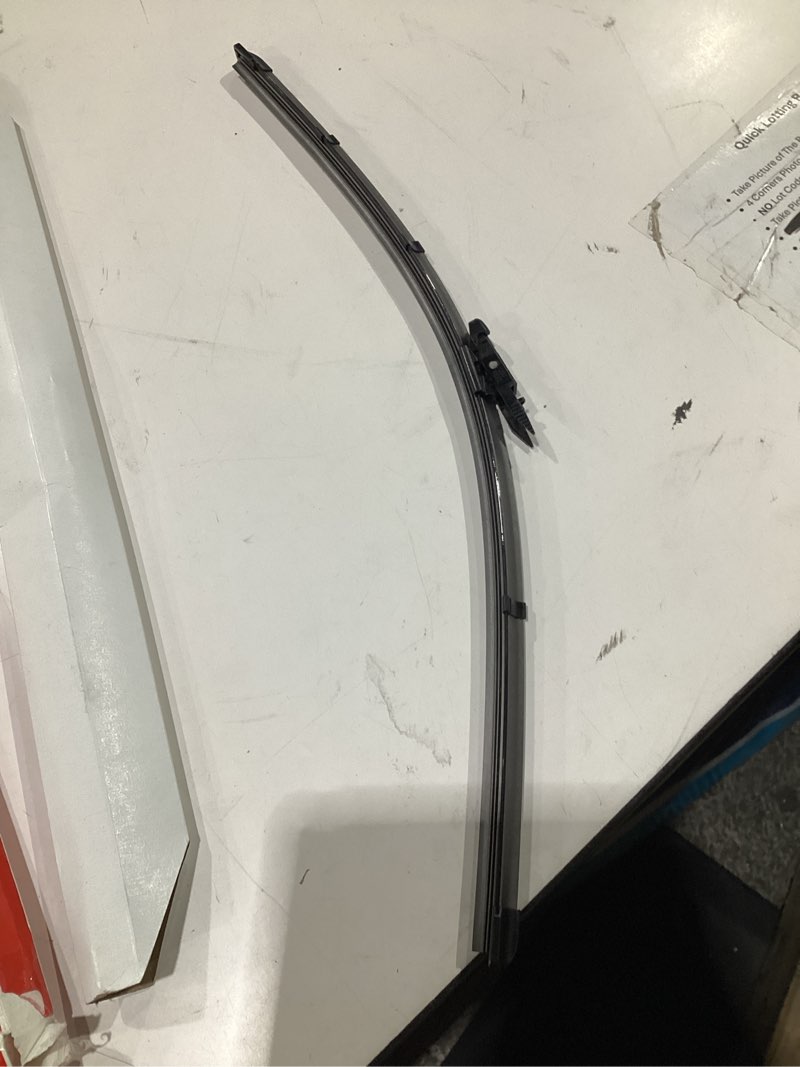 motorcraft - black wiper blade