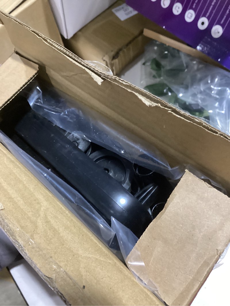 Condition photo showing Good Condition for eyliden carpet sweeper, mini size lightweight hand push - no noise, non-electric, easy manual sweeping only for carpet cleaning (black)
